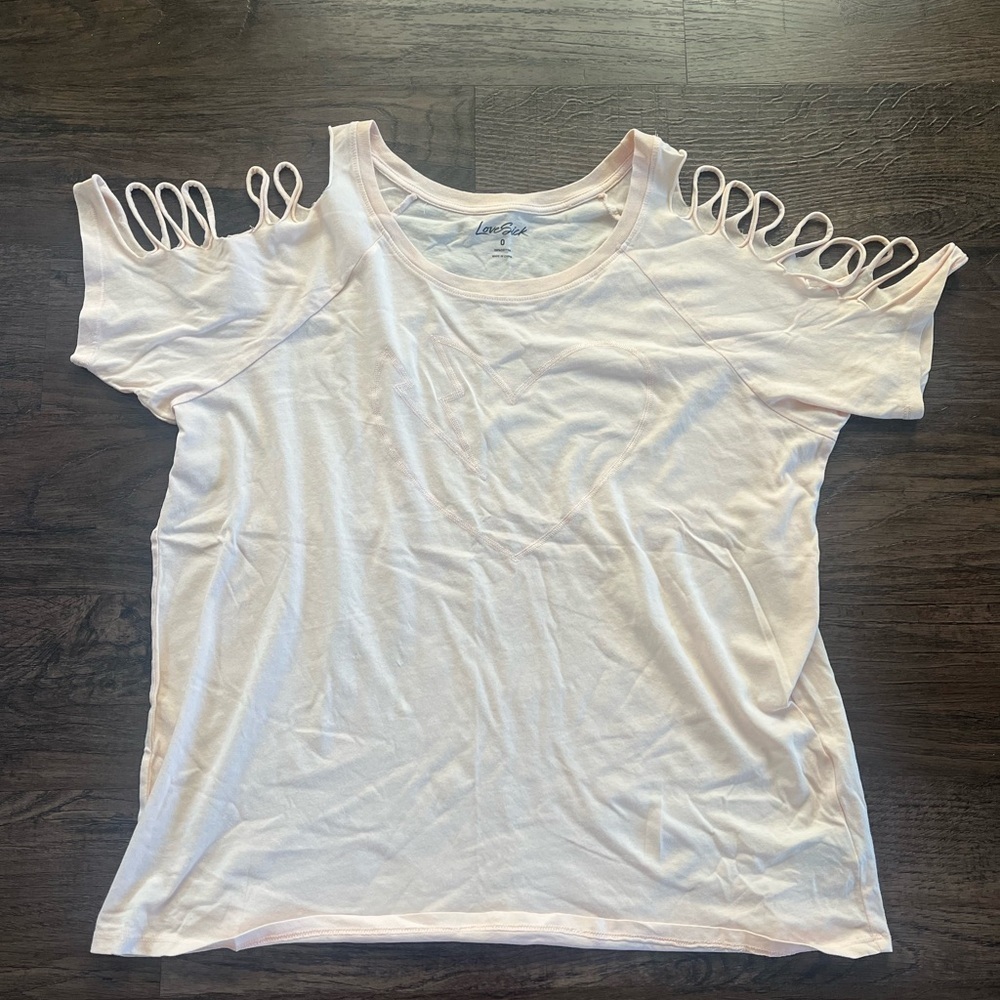 torrid love sick light pink slashed cold shoulder sleeve t shirt - Picture 3 of 14